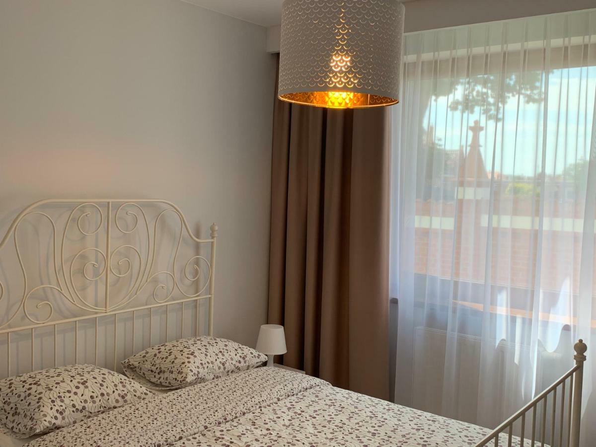 Apartament Zacisze Rose Gold マルボルク エクステリア 写真