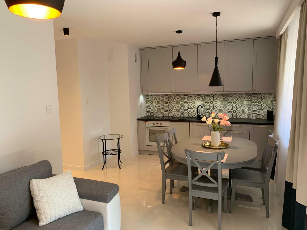 Apartament Zacisze Rose Gold マルボルク エクステリア 写真