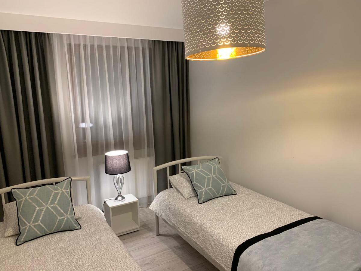 Apartament Zacisze Rose Gold マルボルク エクステリア 写真