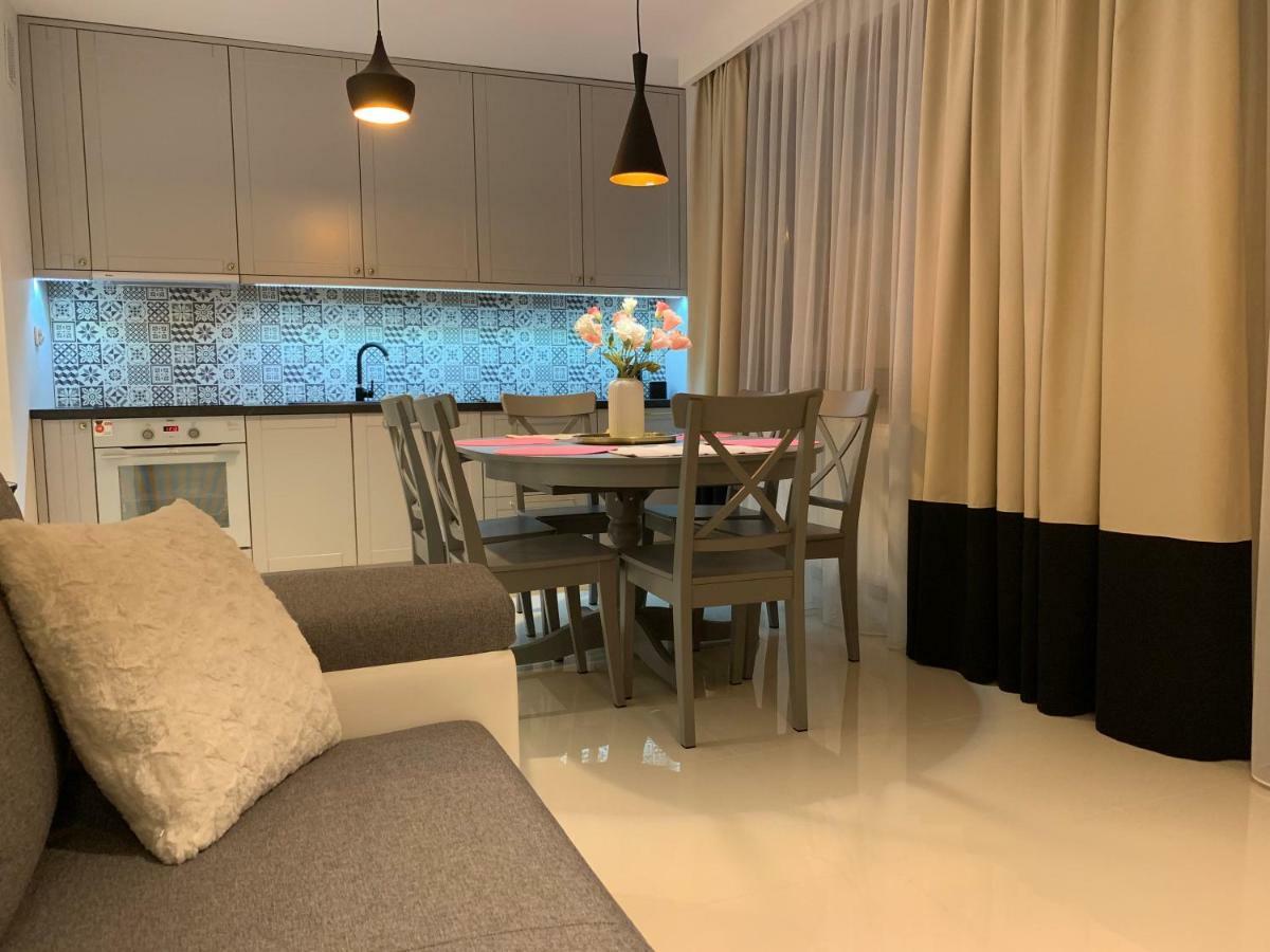 Apartament Zacisze Rose Gold マルボルク エクステリア 写真